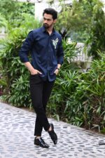 MAJESTIC HUMMINGBIRD