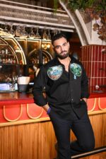 DUAL ESCAPE - Image 3